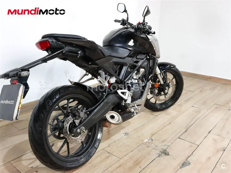 Honda CB 125 R – Vista 3