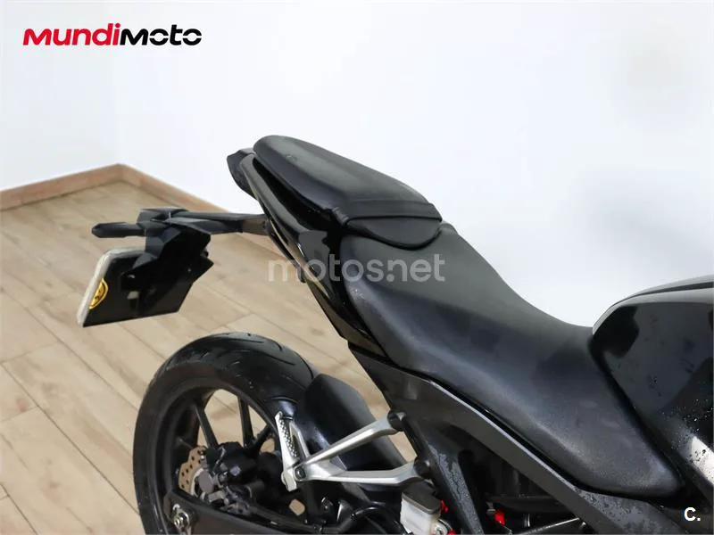 Honda CB 125 R – Vista 29