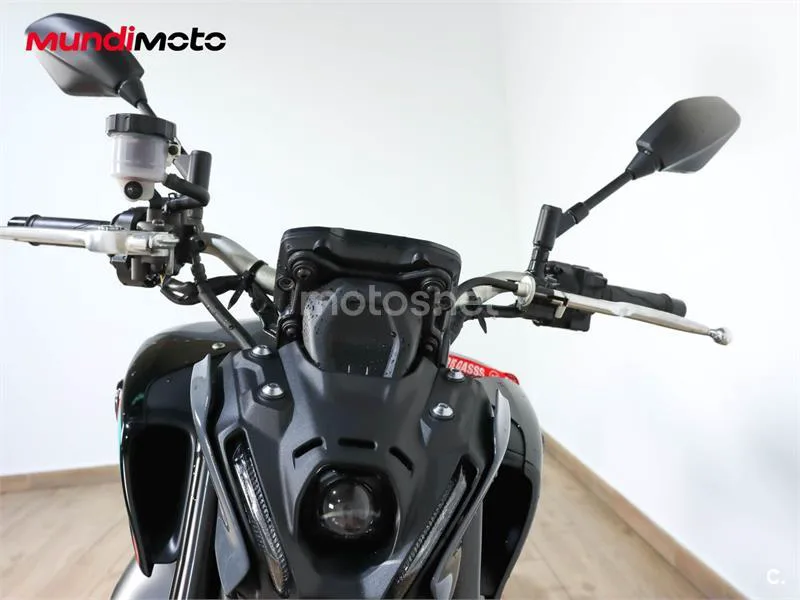 Yamaha MT-09 – Vista 5