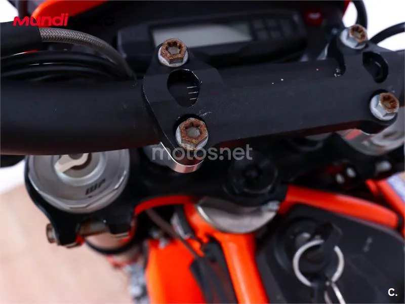 KTM 620 LC4 – Vista 56