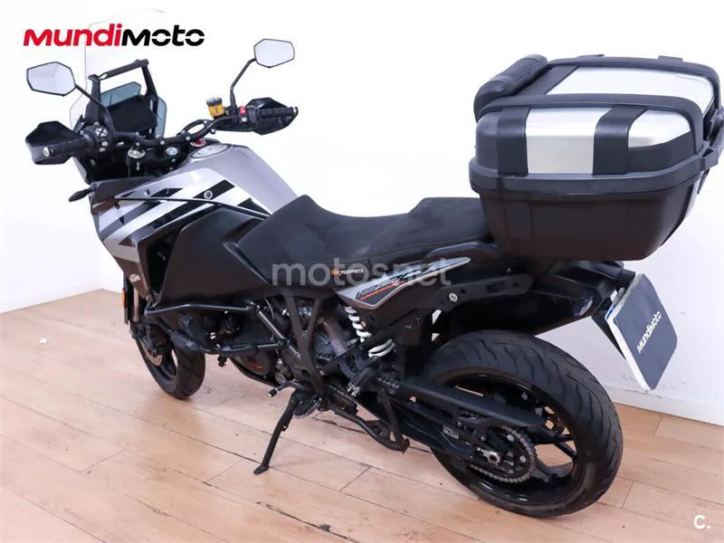 KTM 1290 Super Adventure – Vista 8