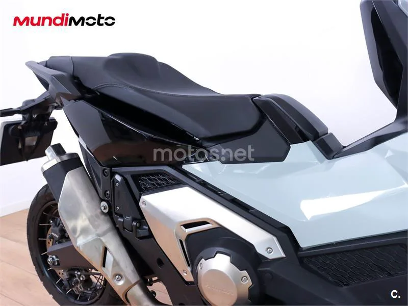 Honda X-ADV – Vista 15