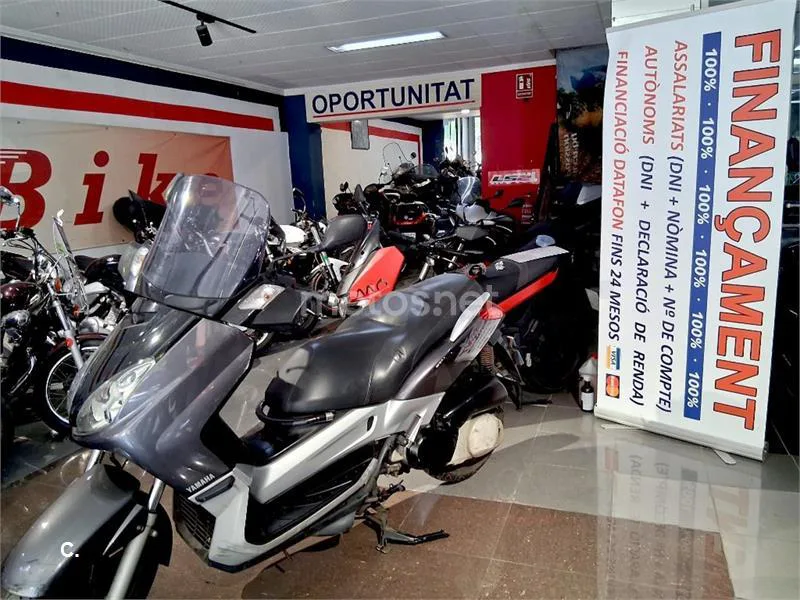 Yamaha XMAX 250 - Vista 21