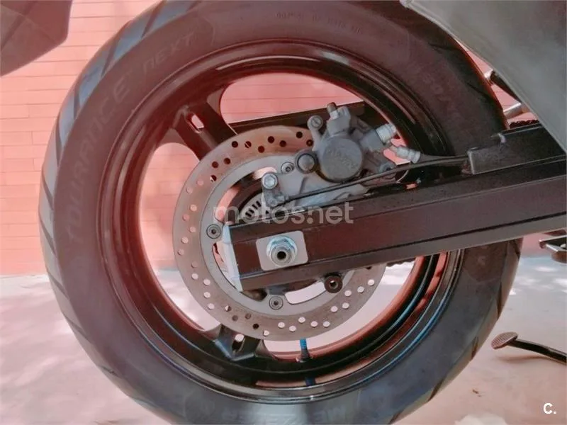 Suzuki V-Strom 650 – Vista 18
