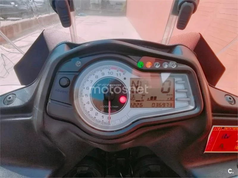 Suzuki V-Strom 650 – Vista 5
