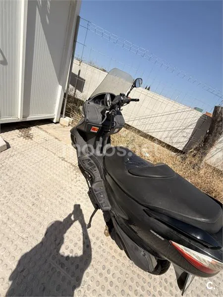 Suzuki Burgman 200 Executive – Vista 6