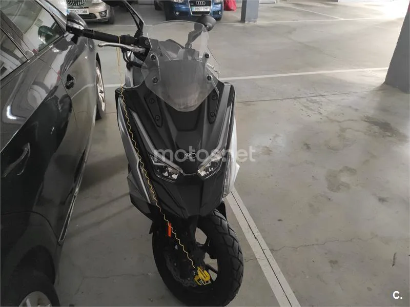 Kymco DTX 125 – Vista 6