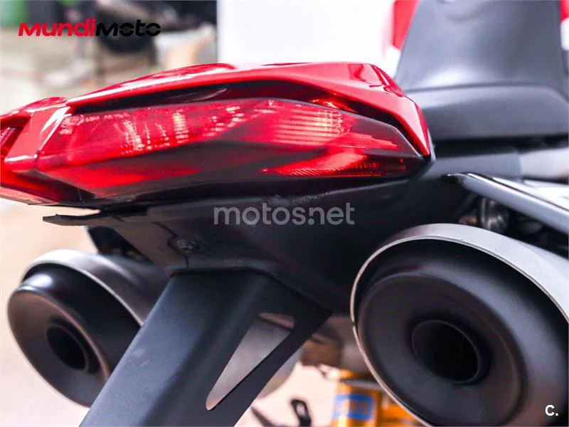 Ducati Hypermotard – Vista 13