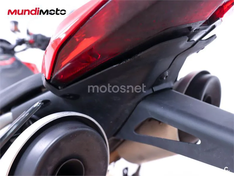 Ducati Hypermotard – Vista 15