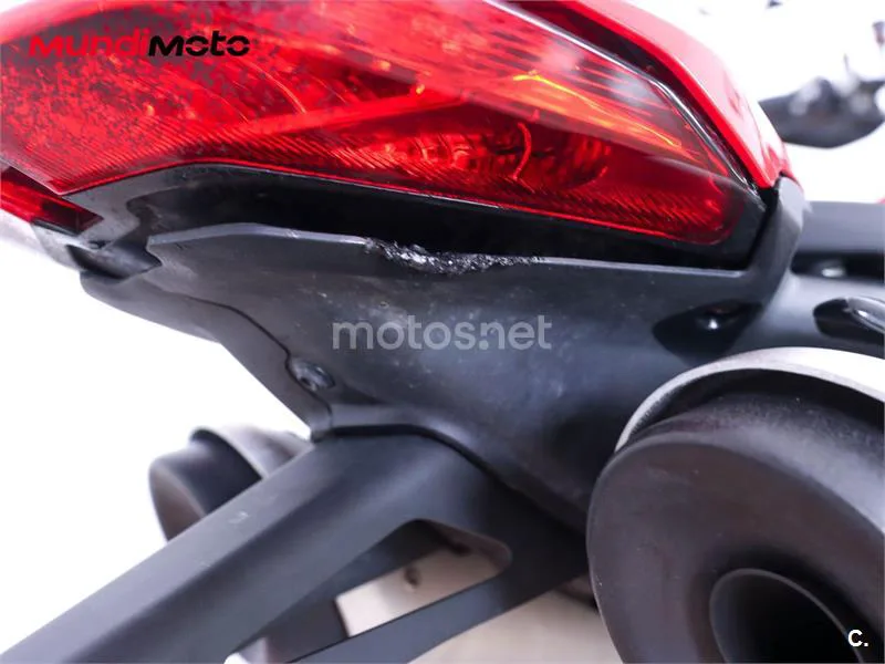 Ducati Hypermotard – Vista 17