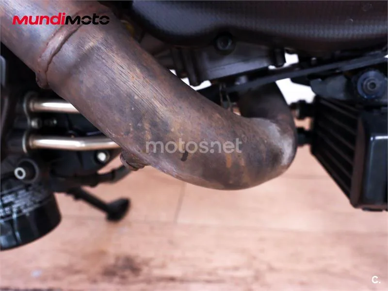 Ducati Hypermotard – Vista 19