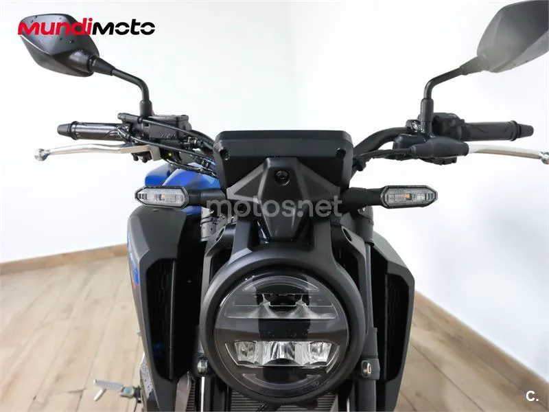 Honda CB 125 R – Vista 5