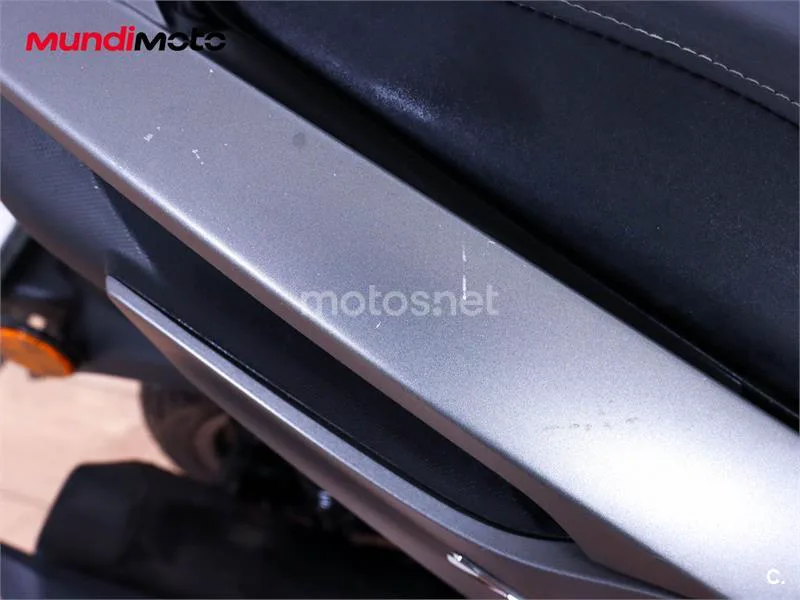 Yamaha Tricity 125 – Vista 21