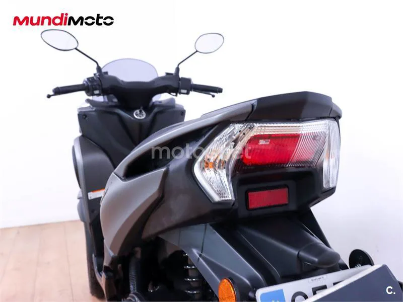 Yamaha Tricity 125 – Vista 9