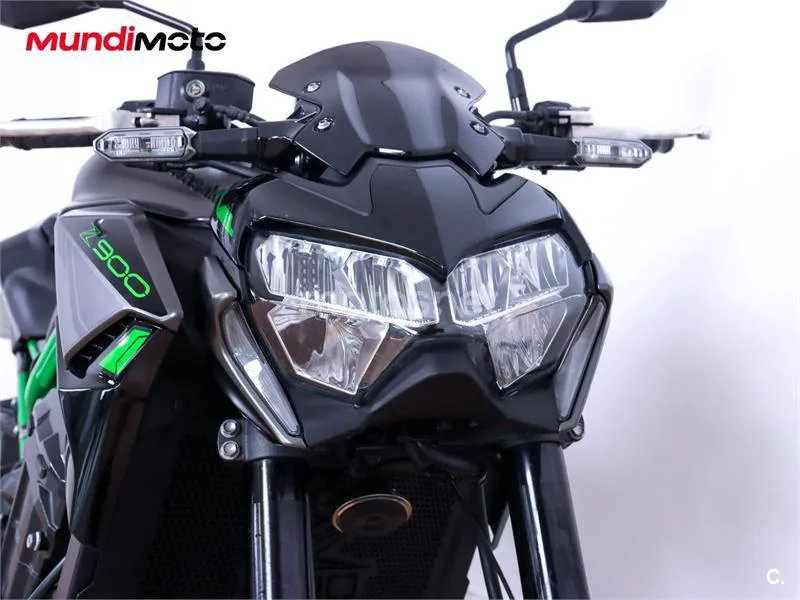 Kawasaki Z900 – Vista 5