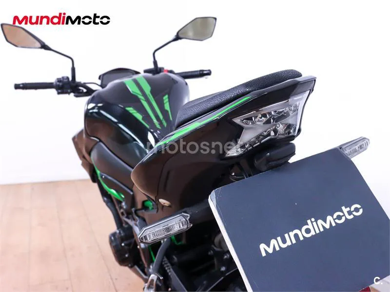 Kawasaki Z900 – Vista 9