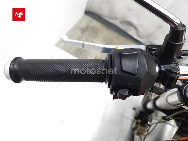 Royal Enfield Interceptor 650 – Vista 9