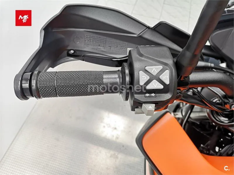 KTM 390 – Vista 9