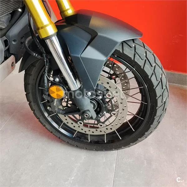 Honda X-ADV – Vista 13
