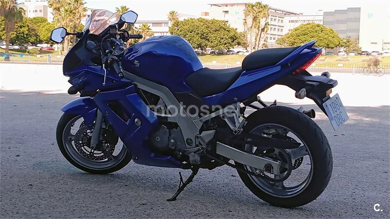 Suzuki SV 650 S – Vista 4