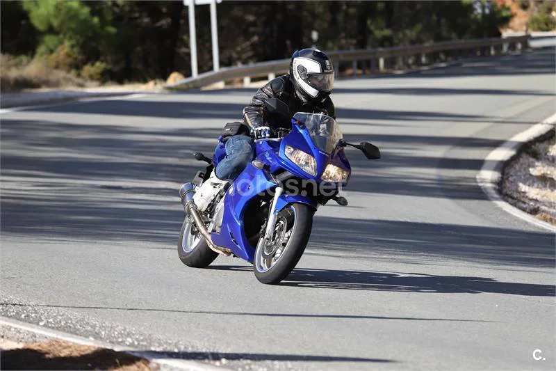 Suzuki SV 650 S – Vista 8