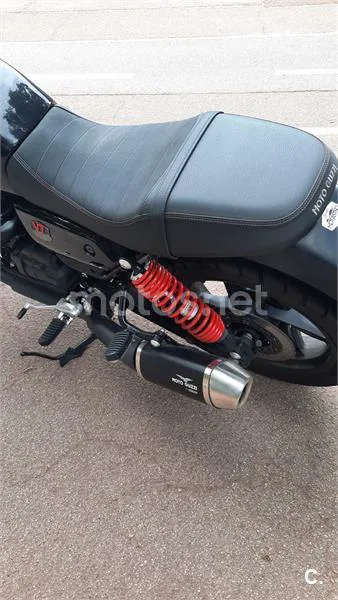 Moto Guzzi V7 - Vista 6