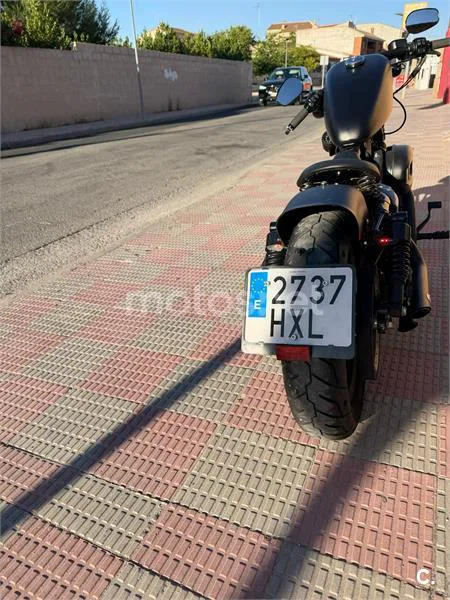 Harley-Davidson Sportster 883 - Vista 3
