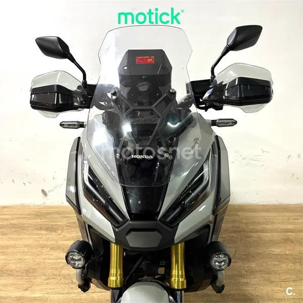 Honda X-ADV – Vista 8