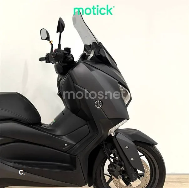 Yamaha XMAX 300 – Vista 3