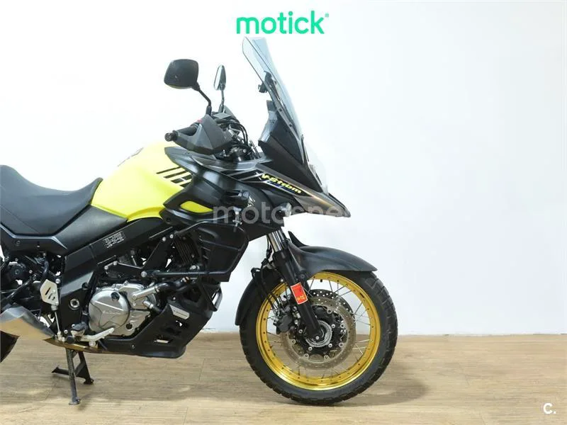 Suzuki V-Strom 650 XT – Vista 4