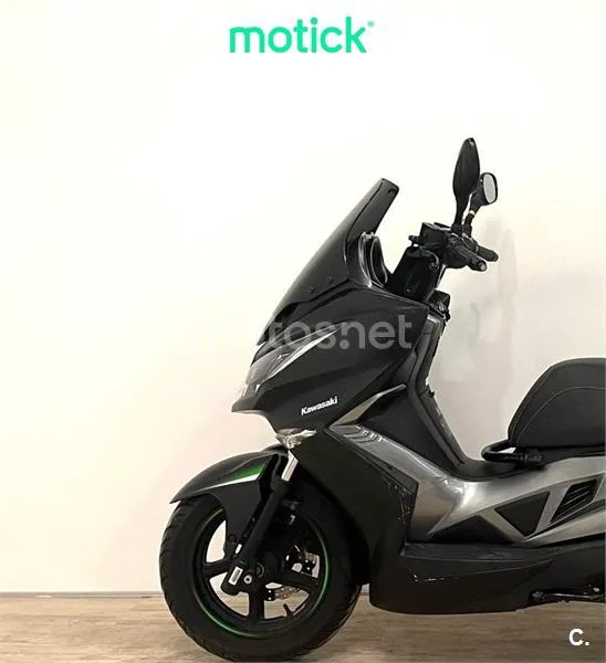 Kawasaki J125 – Vista 7