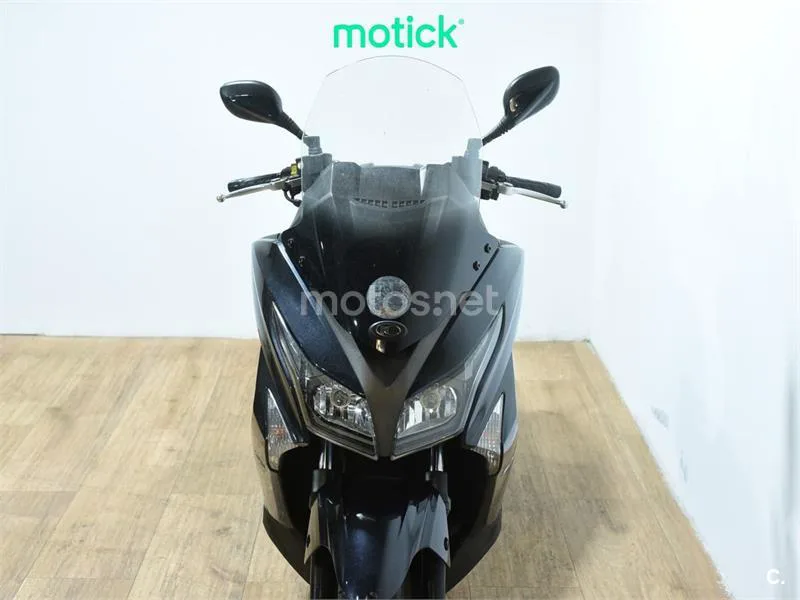 Kymco Grand Dink 300 – Vista 11