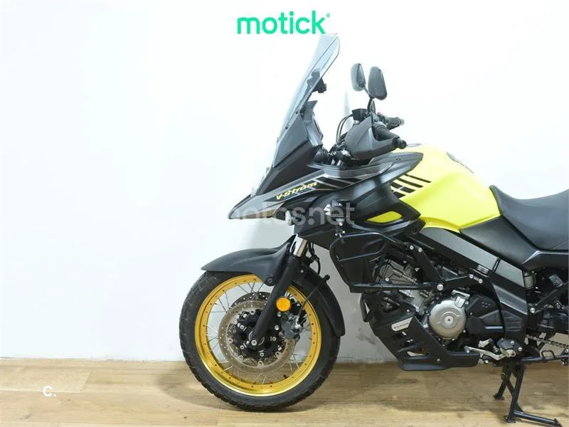 Suzuki V-Strom 650 XT – Vista 8