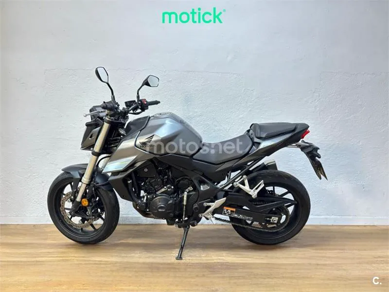 Honda CB 750 Hornet – Vista 7