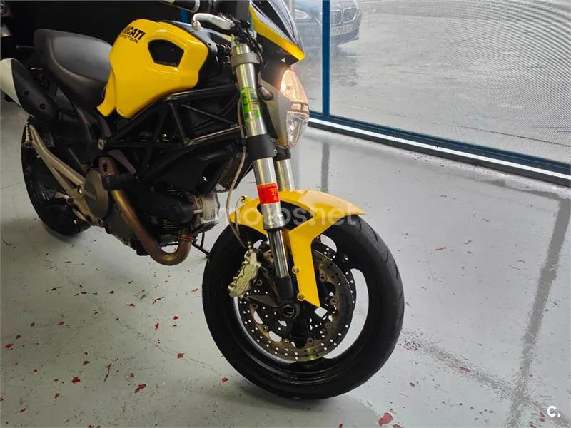 Ducati Monster 696 – Vista 14