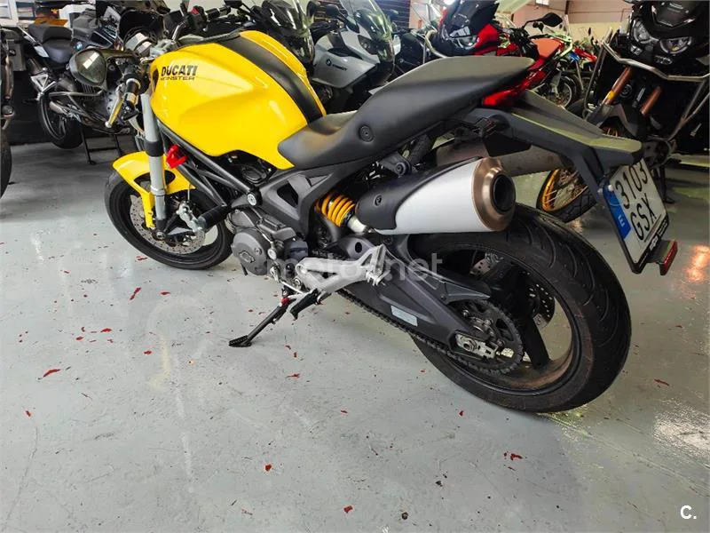 Ducati Monster 696 – Vista 6