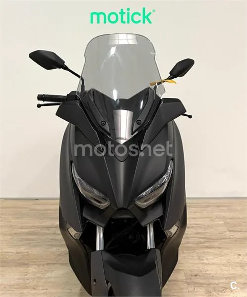 Yamaha XMAX 300 – Vista 8
