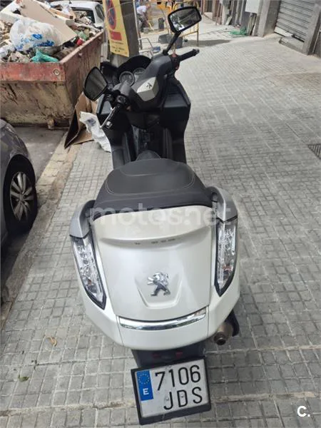 Peugeot Satelis 125 Executive – Vista 5