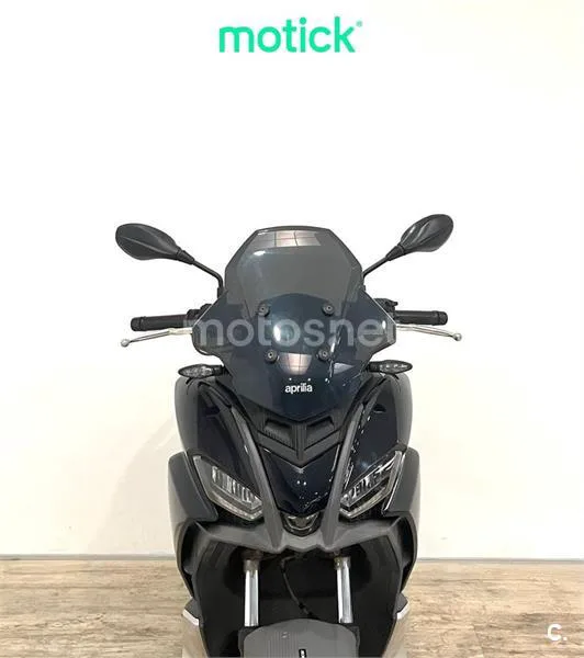Aprilia SR GT 125 – Vista 9