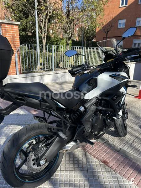 Kawasaki Versys – Vista 5