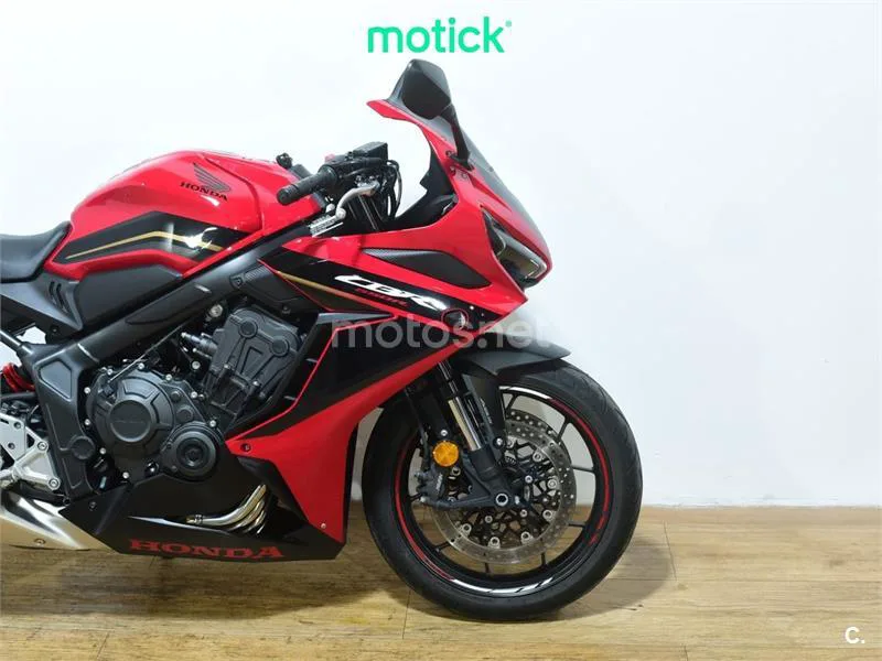 Honda CBR 650 R – Vista 4