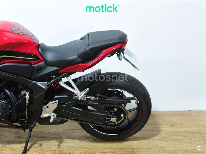 Honda CBR 650 R – Vista 9