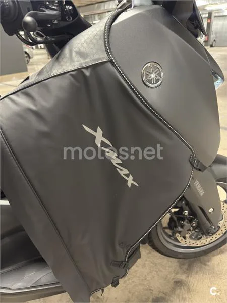Yamaha XMAX 300 – Vista 4