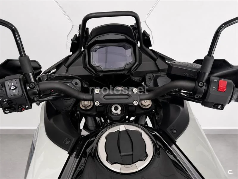 Kawasaki Versys – Vista 14