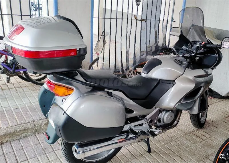 Honda NT 650 V Deauville – Vista 4