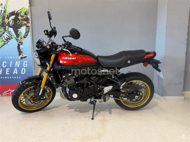 Kawasaki Z900RS - Vista 5