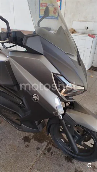 Yamaha XMAX 250 – Vista 7