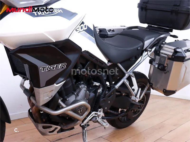 Triumph Tiger 900 – Vista 10