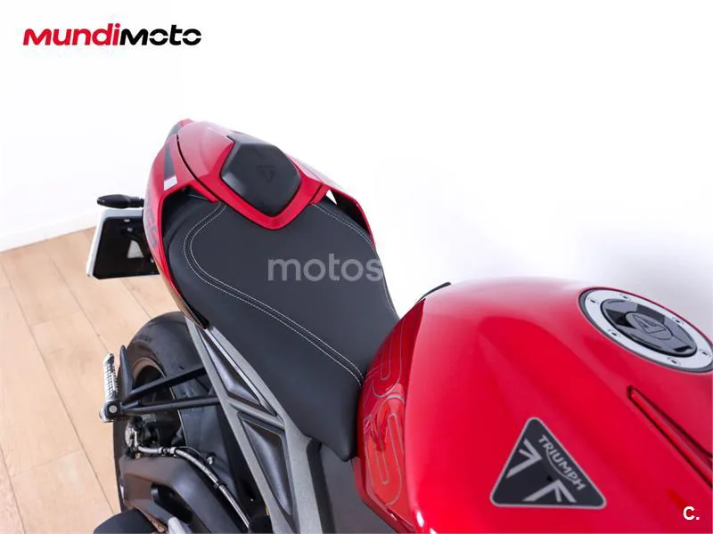 Triumph Street Triple – Vista 20