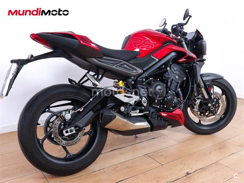 Triumph Street Triple – Vista 3